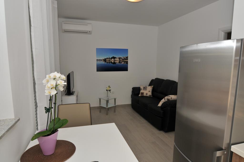 Apartments Kankul Krk Town Exterior photo
